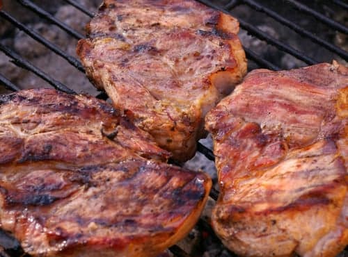 Colis panier repas pour 4 Personnes : camembert / Kouign Amann / grillade - Photo 1 sur 1