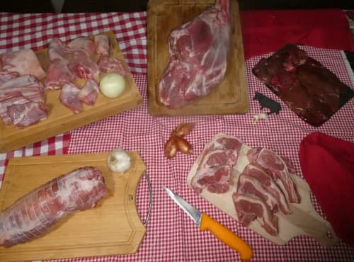 Demi-agneau race Romane avec merguez et chipolatas - Photo 1 sur 1