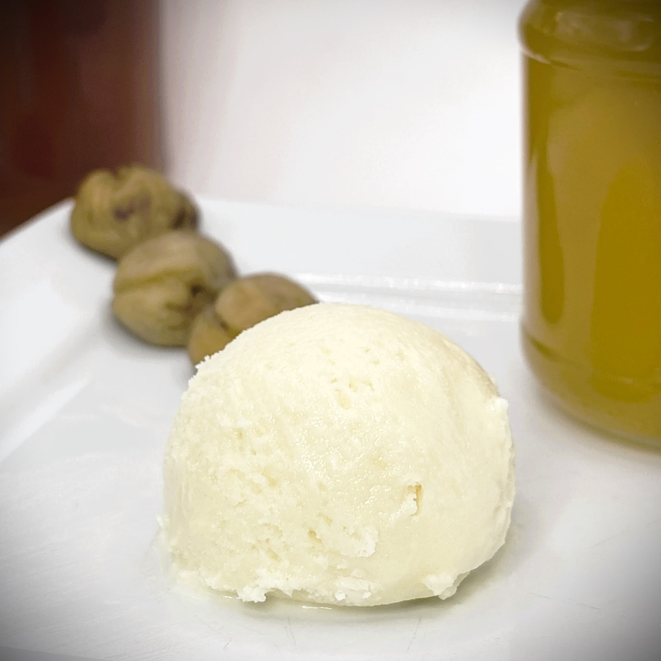 Crème Glaçée Miel de Chataîgnier 1L - Image 1