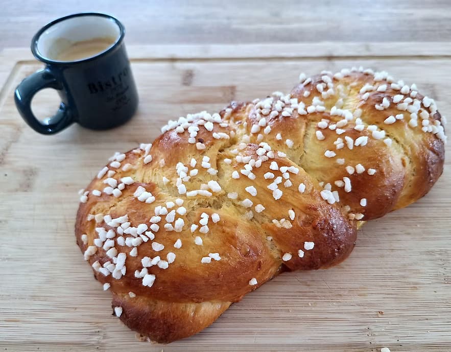 Brioche tressée au sucre 6 pers